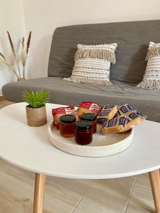 Batsi Seaside Apartment Eksteriør billede