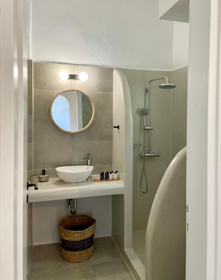 Batsi Seaside Apartment Eksteriør billede